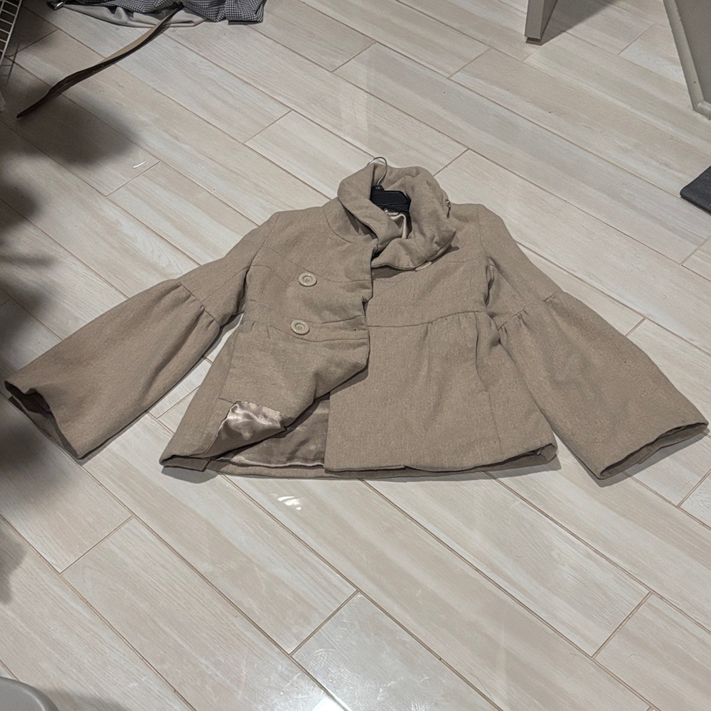 Elegant Tan Women's Cape Jacket